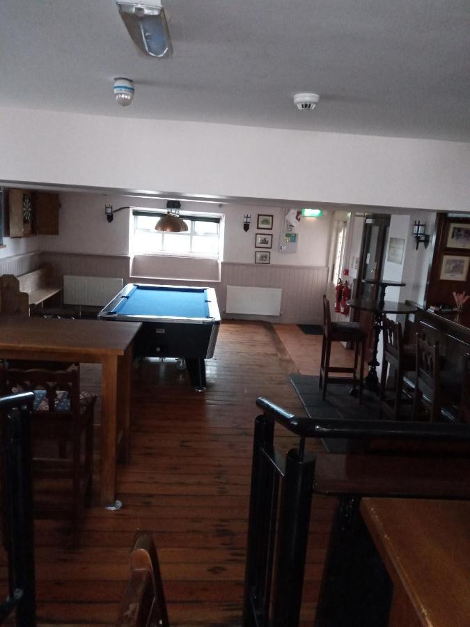 The Rock Bar B&B คิลเคนนี ภายนอก รูปภาพ